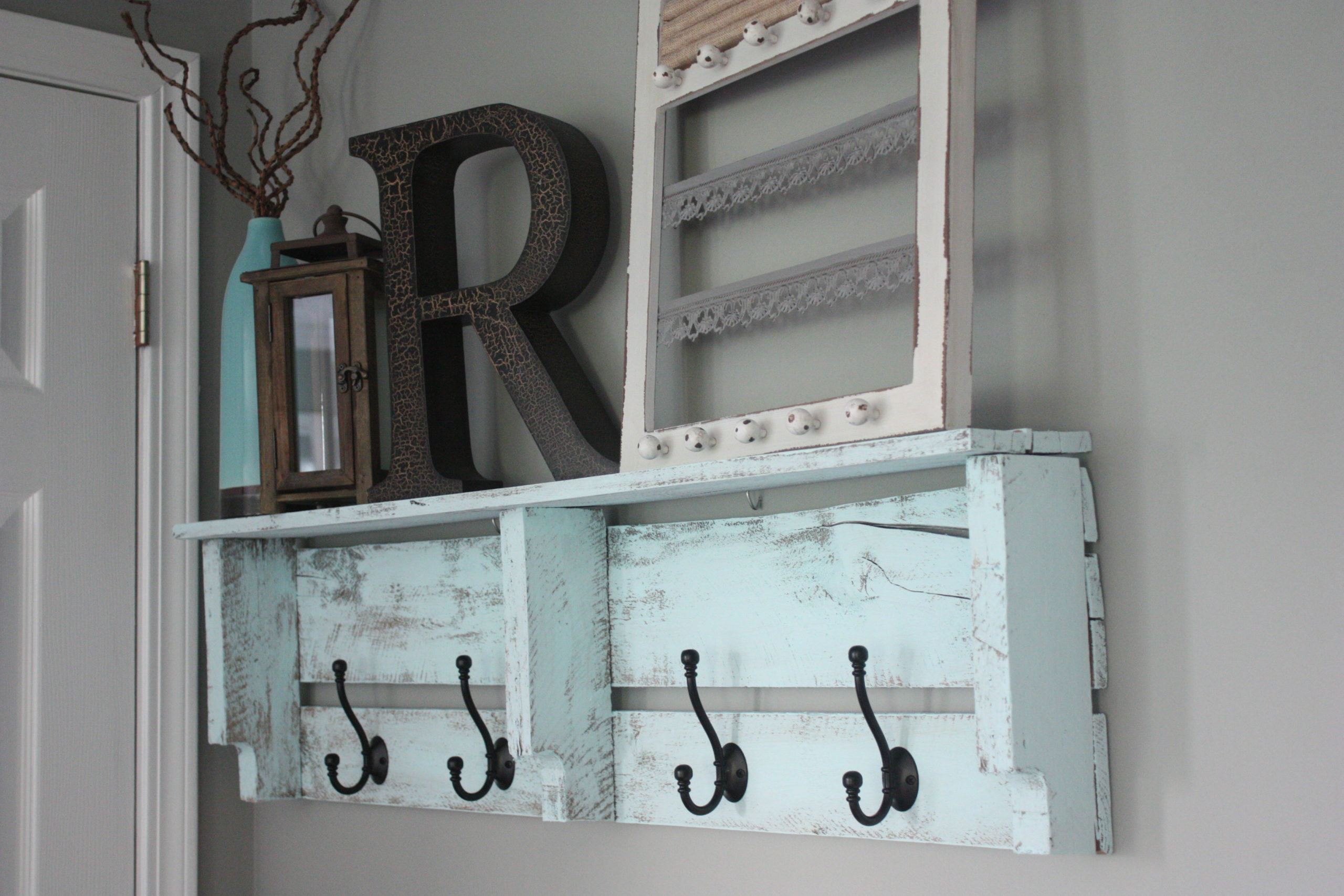 Easy diy pallet coat rack re fabbed