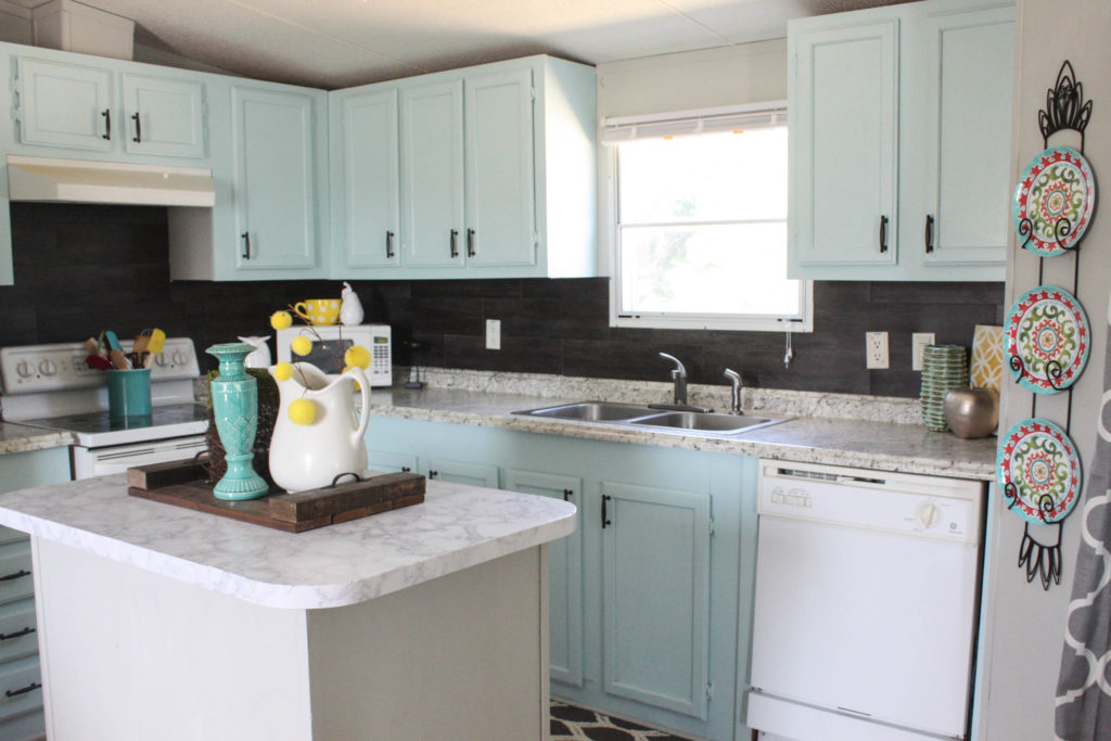 Our 40 backsplash {using vinyl flooring} re fabbed