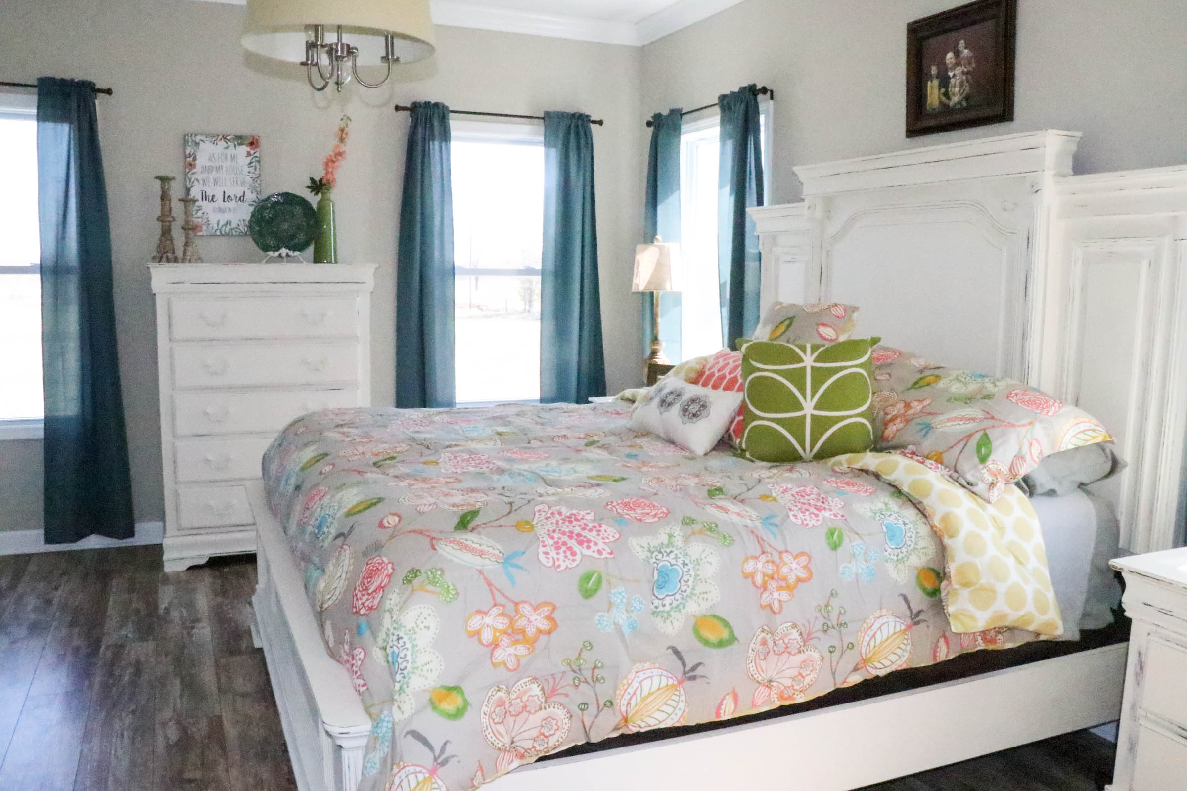Master Bedroom Oasis aqua & coral master bedroom makeover - re-fabbed Master Bedroom Oasis aqua & coral master bedroom makeover - re-fabbed