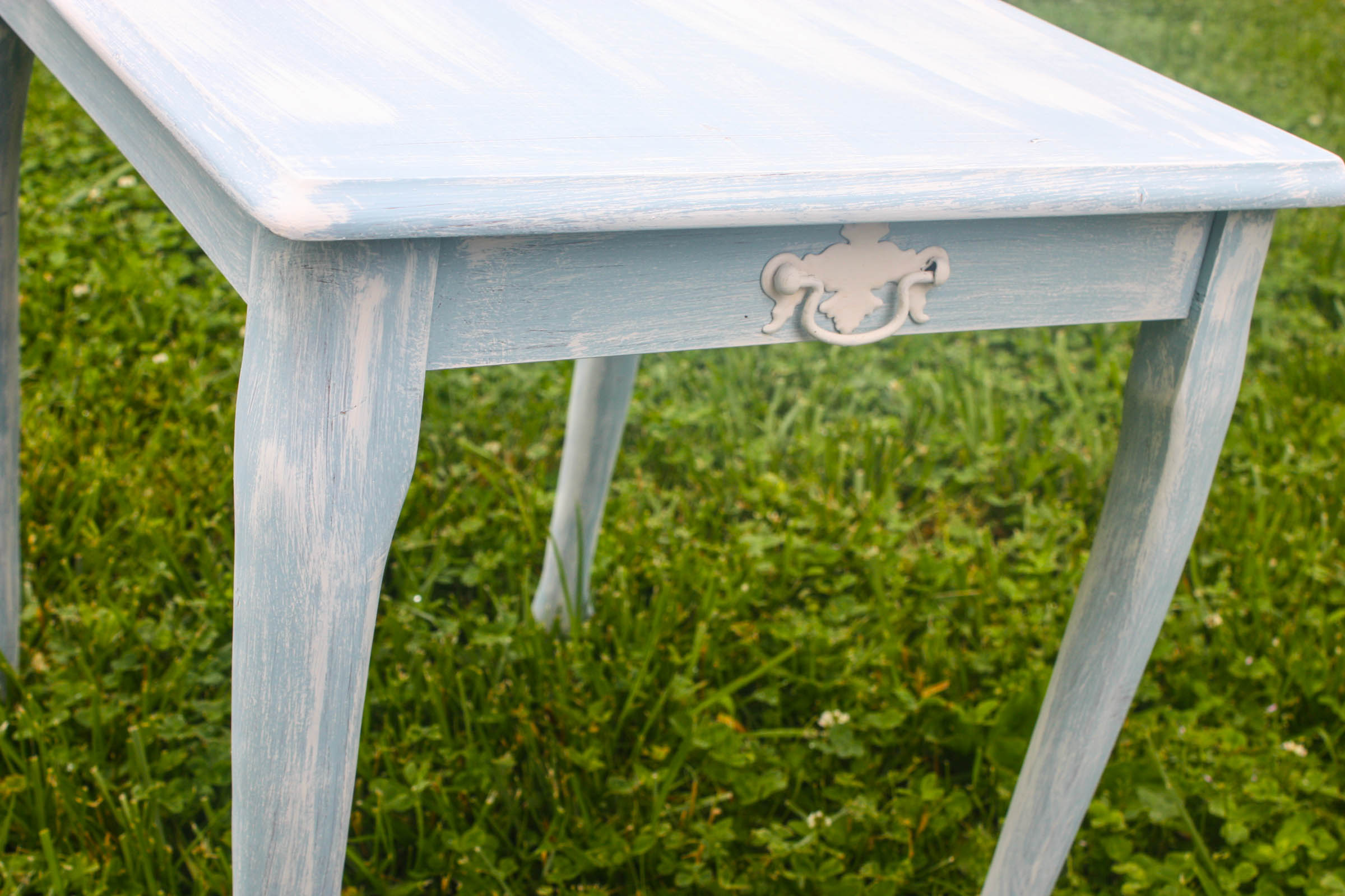 chalk painted side table white washed