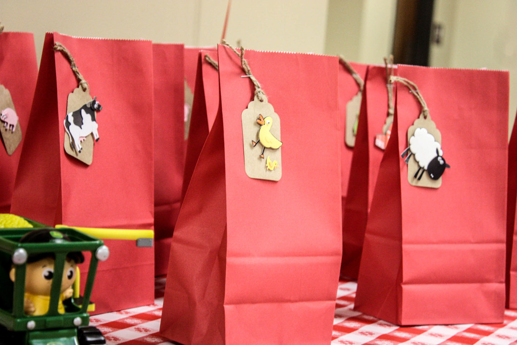 Barnyard Birthday party gift bags with farm animal stickers