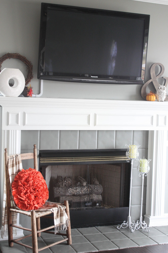 Simple Fall Fireplace