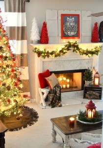 Christmas Mantle Roundup