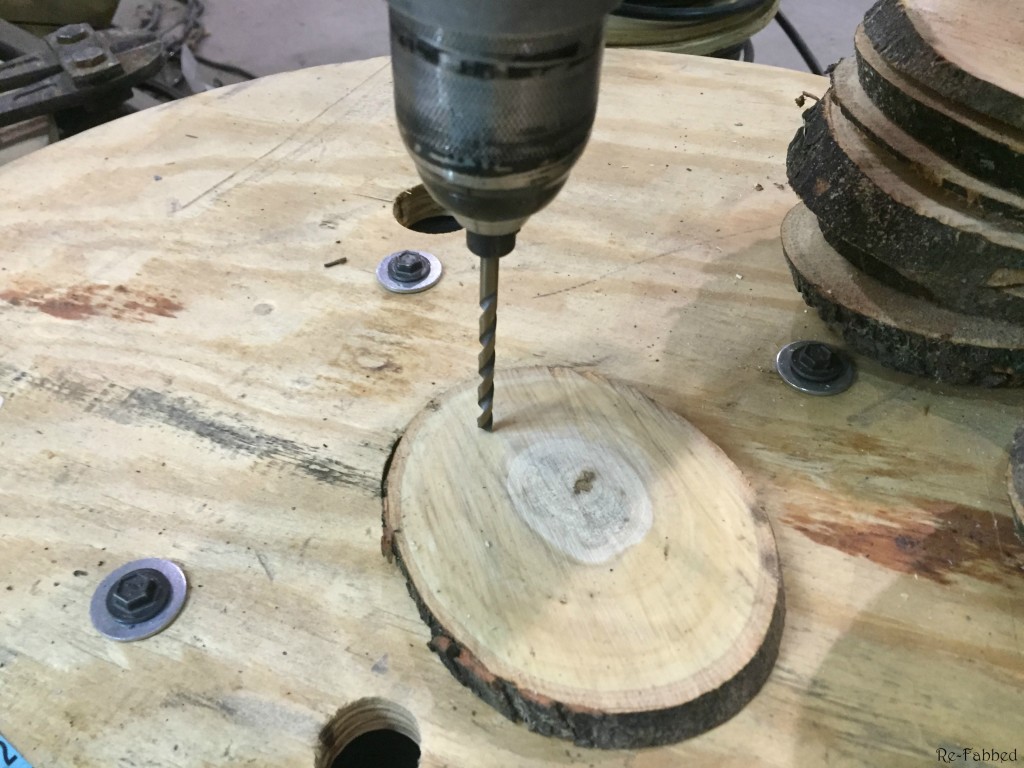 DIY Wood Slice Ornament