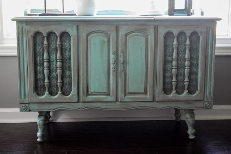 The Art of Distressing Furniture ReFabbed
