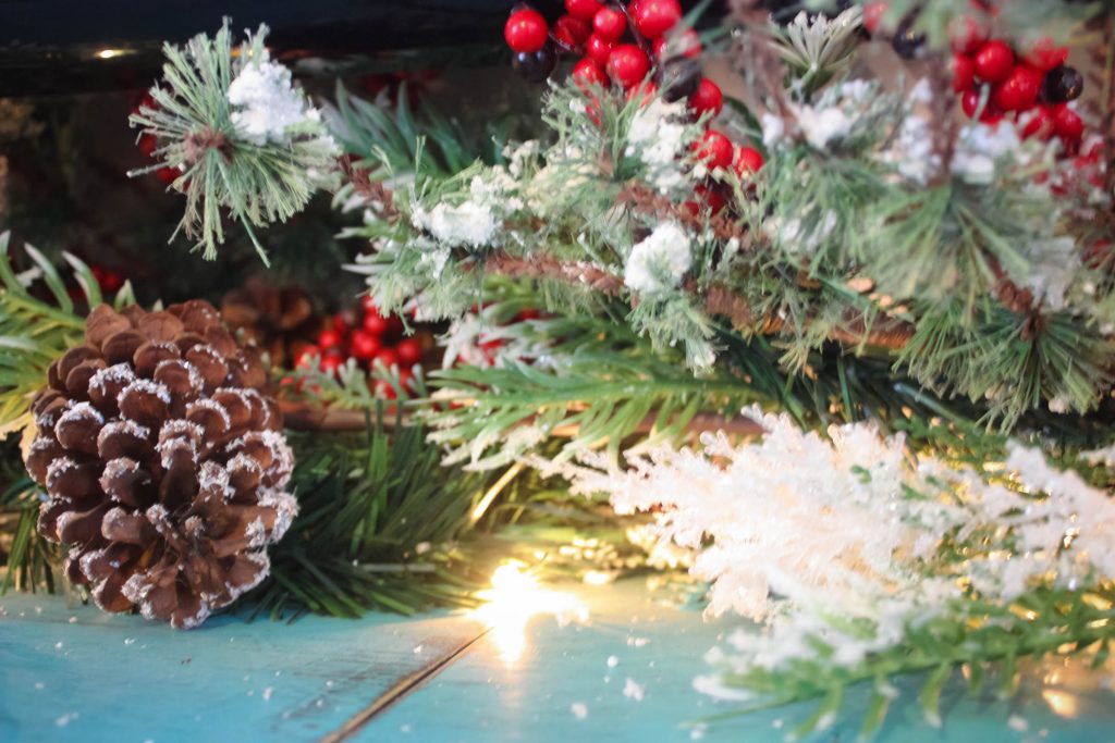 Mobile Home Christmas Home Tour