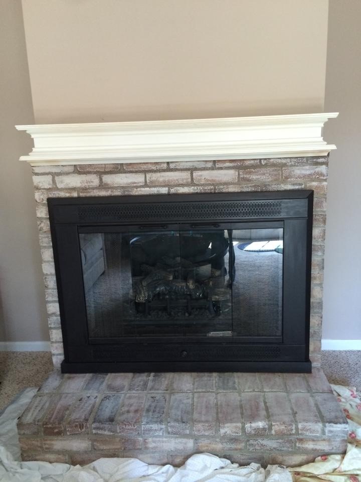 How to whitewash a brick fireplace and paint over that outdated brassy finish!