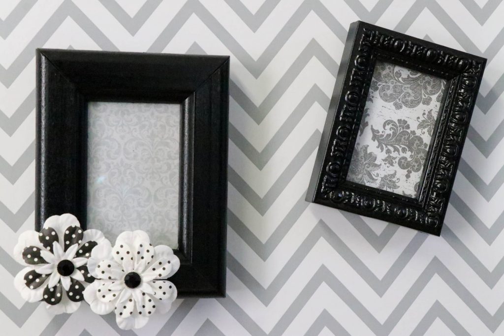 Kitchen DIYs: DIY Magnetic Thrift Store Frames