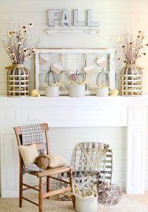 Fall and Farmhouse goes hand in hand. If you love farmhouse style and you need some decorating inspiration, this is the post for you! Enjoy lots of neutral, simple, farmhouse goodness all in one stop.