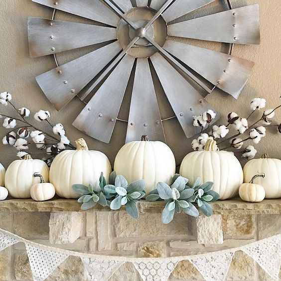 Fall and Farmhouse goes hand in hand. If you love farmhouse style and you need some decorating inspiration, this is the post for you! Enjoy lots of neutral, simple, farmhouse goodness all in one stop.