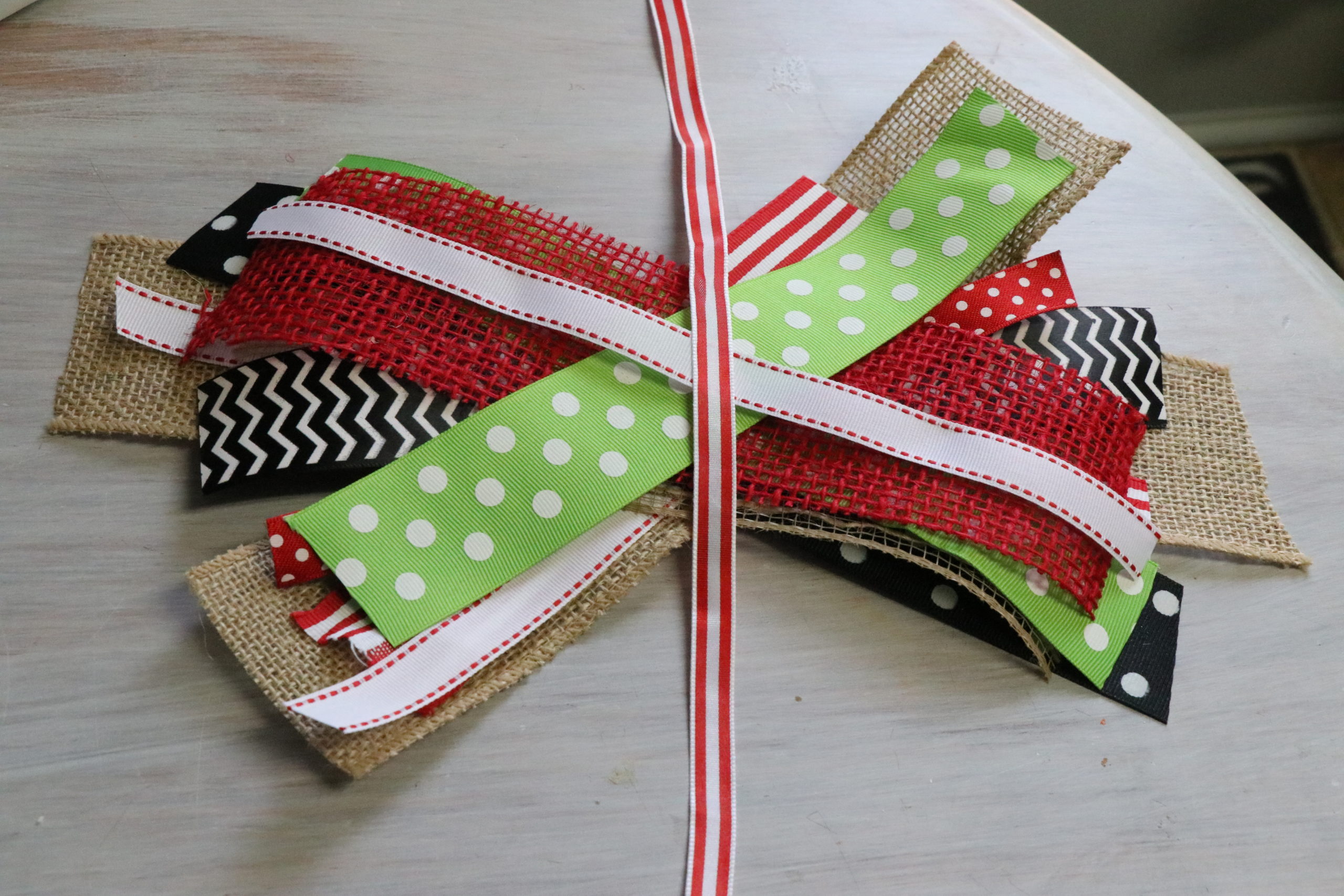 How to Make a Bow Out of Ribbon - Clean and Scentsible
