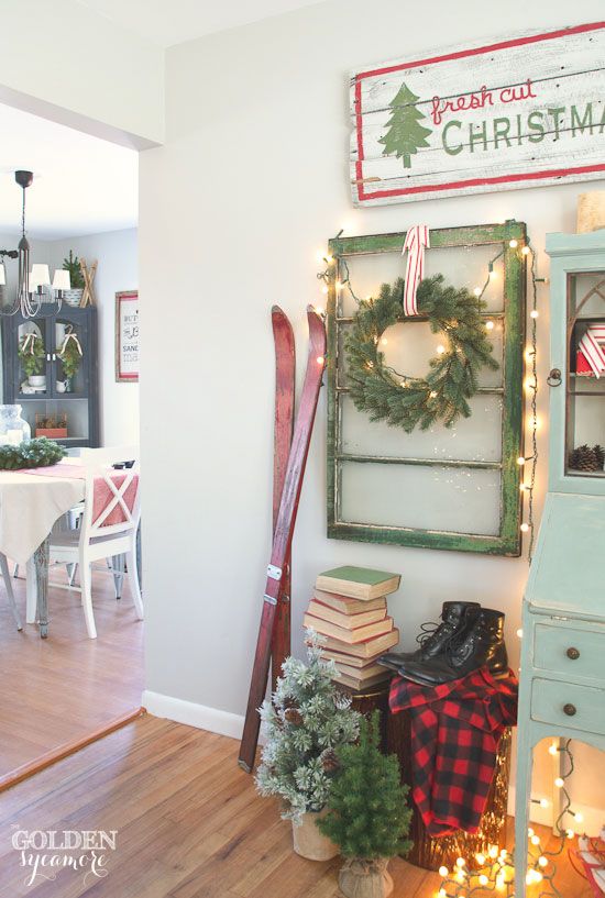 Farmhouse Christmas Inspiration that will make you swoon and want to decorate your entire house in this amazing style!