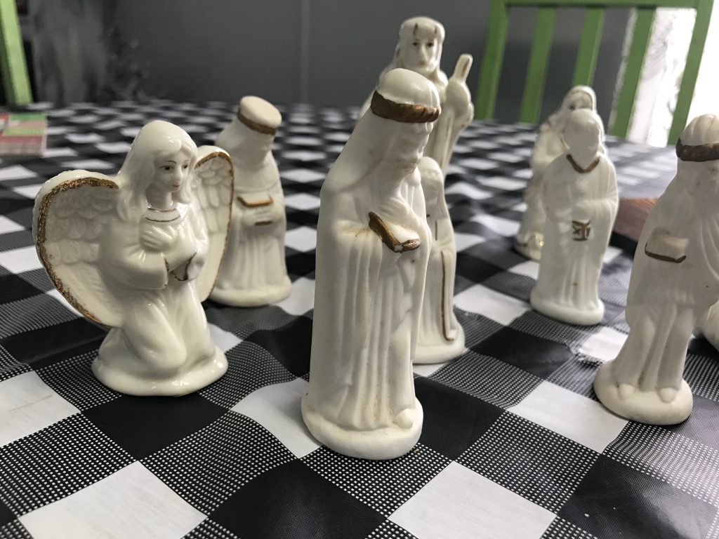 53 cent Thrifted Nativity Scene Makeover!