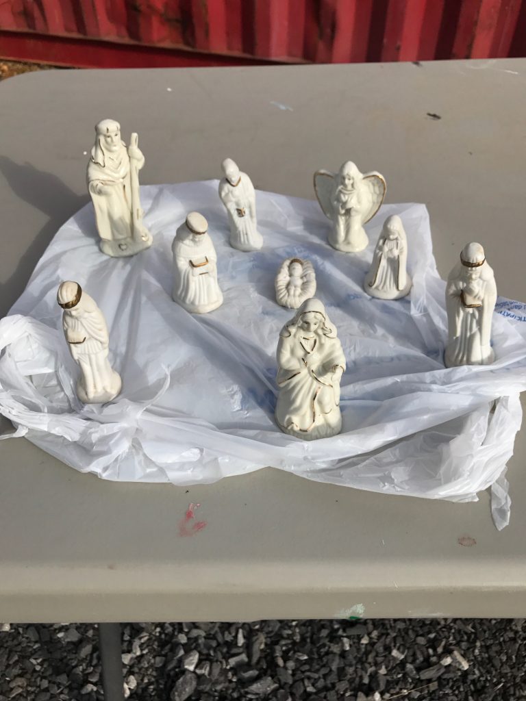 53 cent Thrifted Nativity Scene Makeover!