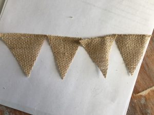 Super Easy DIY Mini Burlap Banner