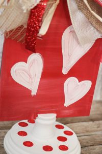 DIY Reversible Christmas and Valentine's Day Stand