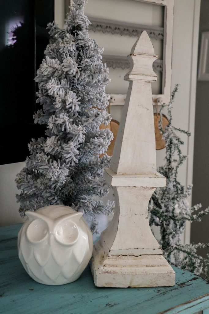 A beautiful and easy transition from Christmas to winter decor!