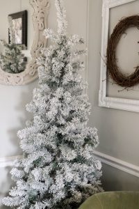 A beautiful and easy transition from Christmas to winter decor!