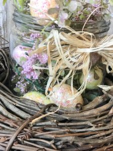 SUPER cute and easy 5 minute Easter decor for your home!