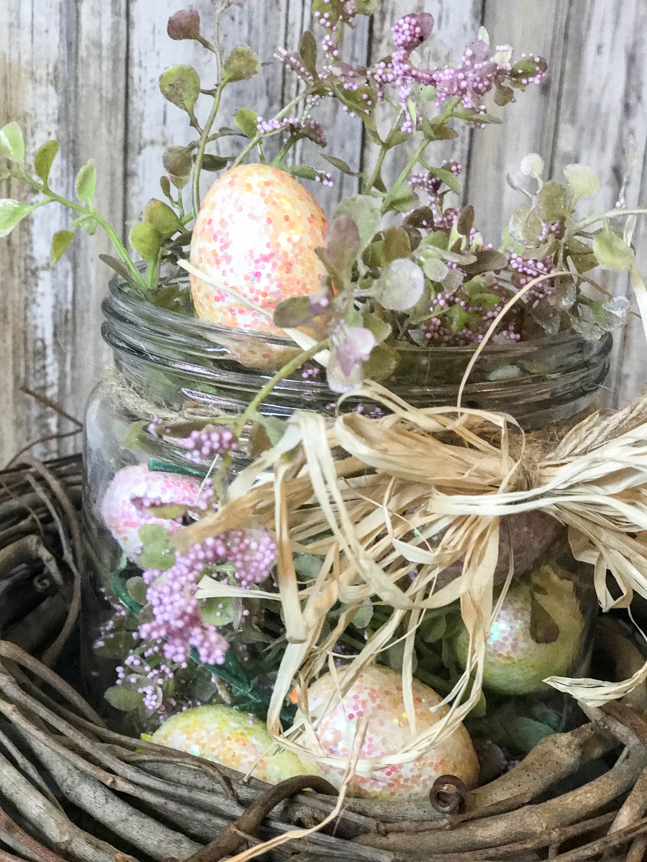 5 minute Easter Table Decor