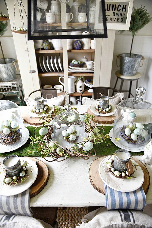 https://www.lizmarieblog.com/2016/03/springy-moss-egg-easter-table/