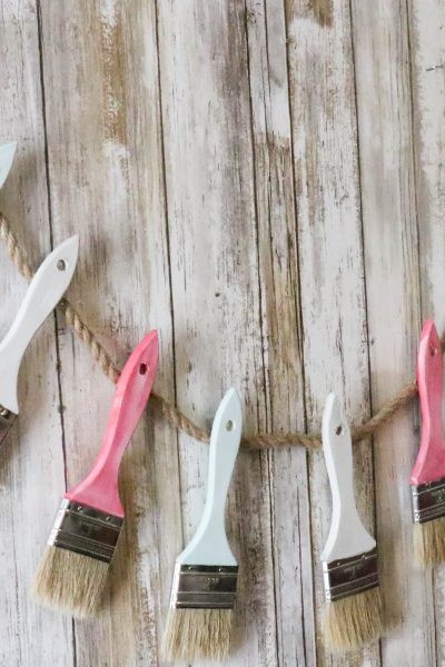 How to make your own DIY Paintbrush garland!