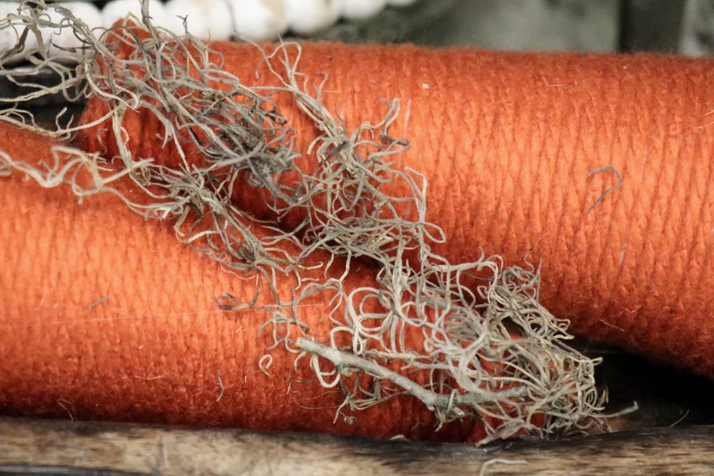 How to make DIY carrot out of yarn and a styrofoam cone!