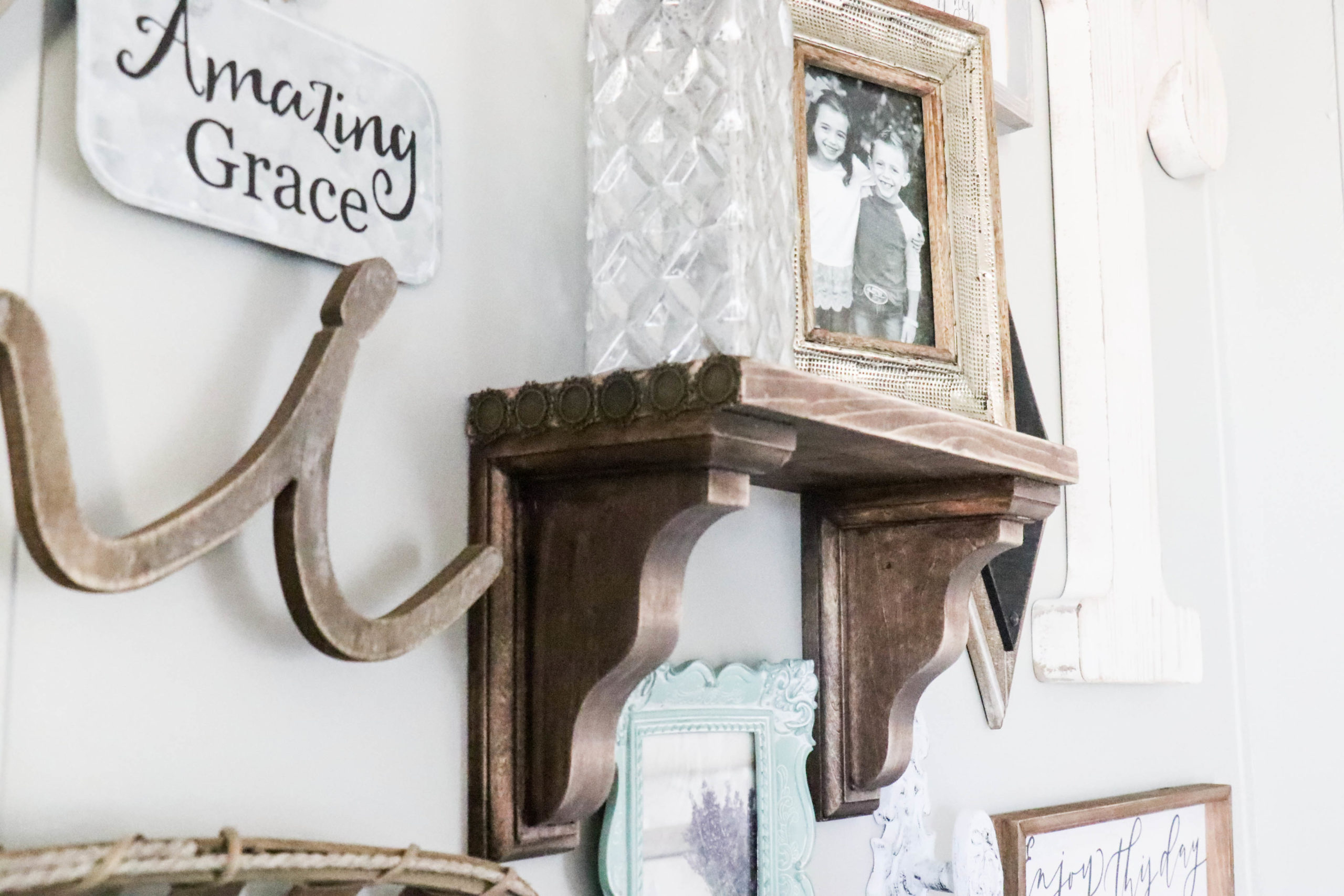 diyfarmhouseshelf6 (1 of 1) ReFabbed