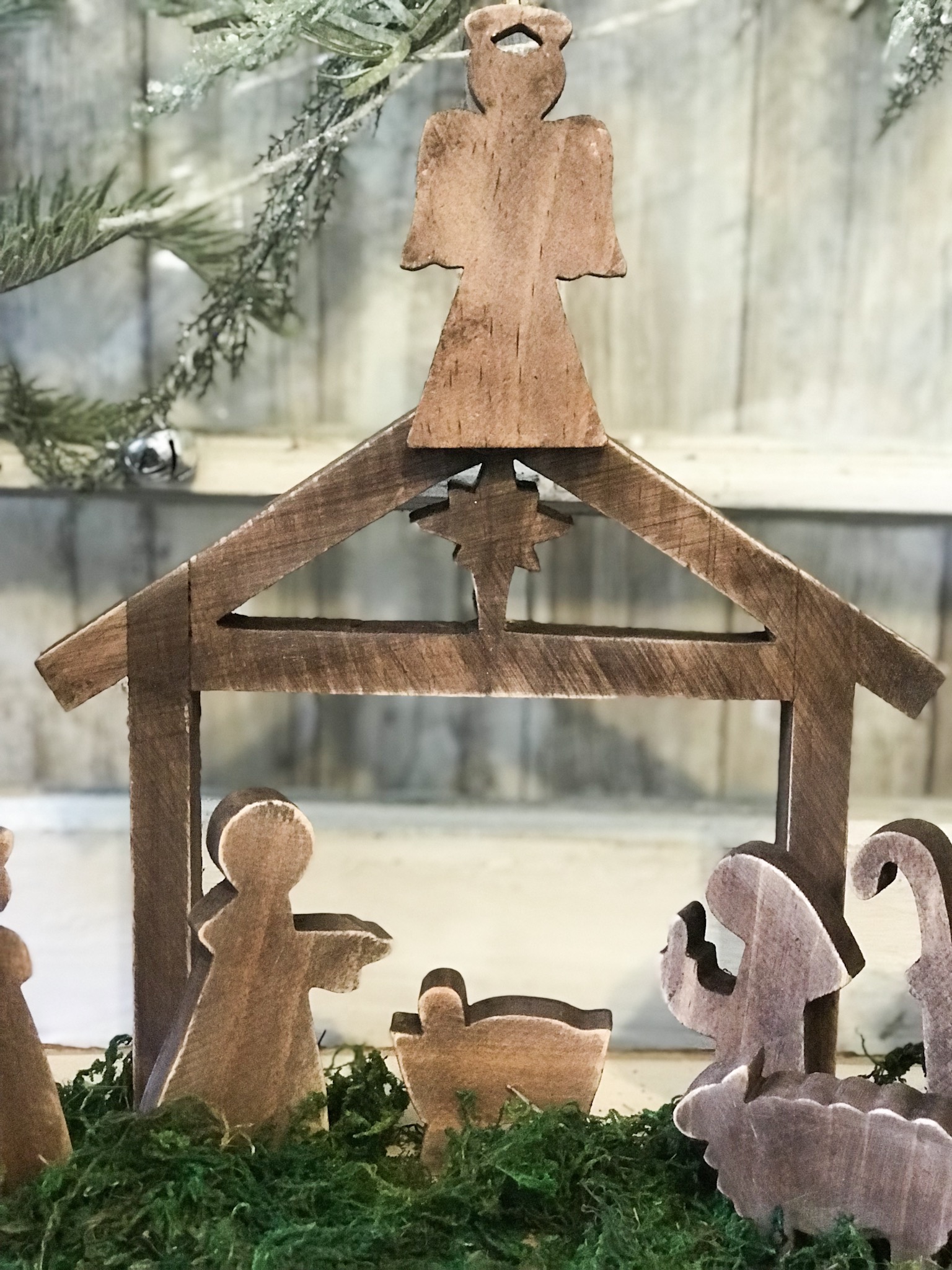 diy wooden nativity scene makeover ReFabbed