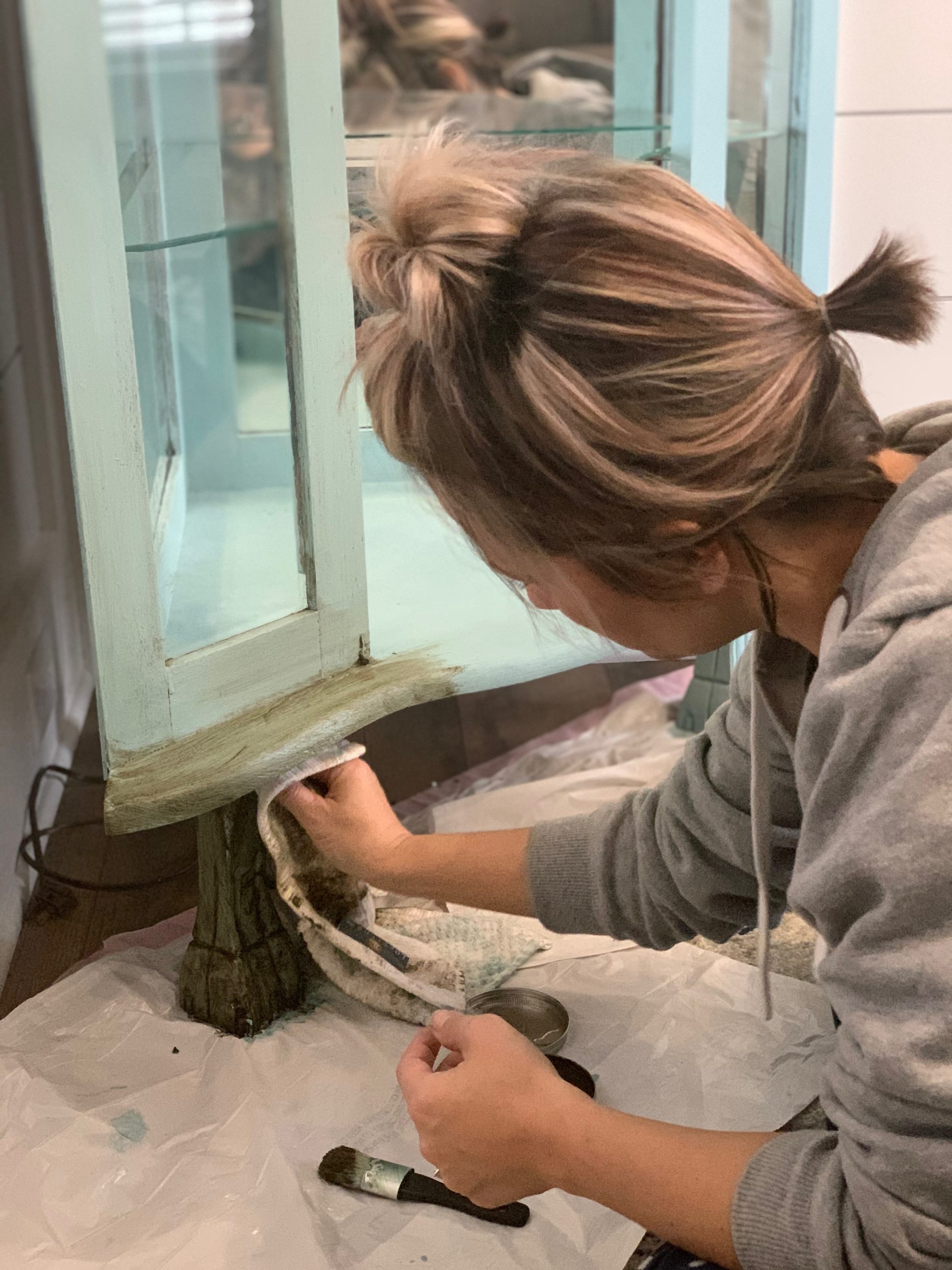 Corner Cabinet Makeover - Re-Fabbed