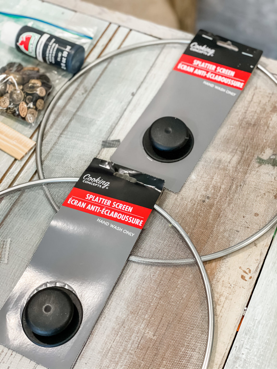 diy Dollar Tree splatter screen snowman ReFabbed