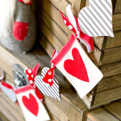 diy Dollar Tree Valentines banner