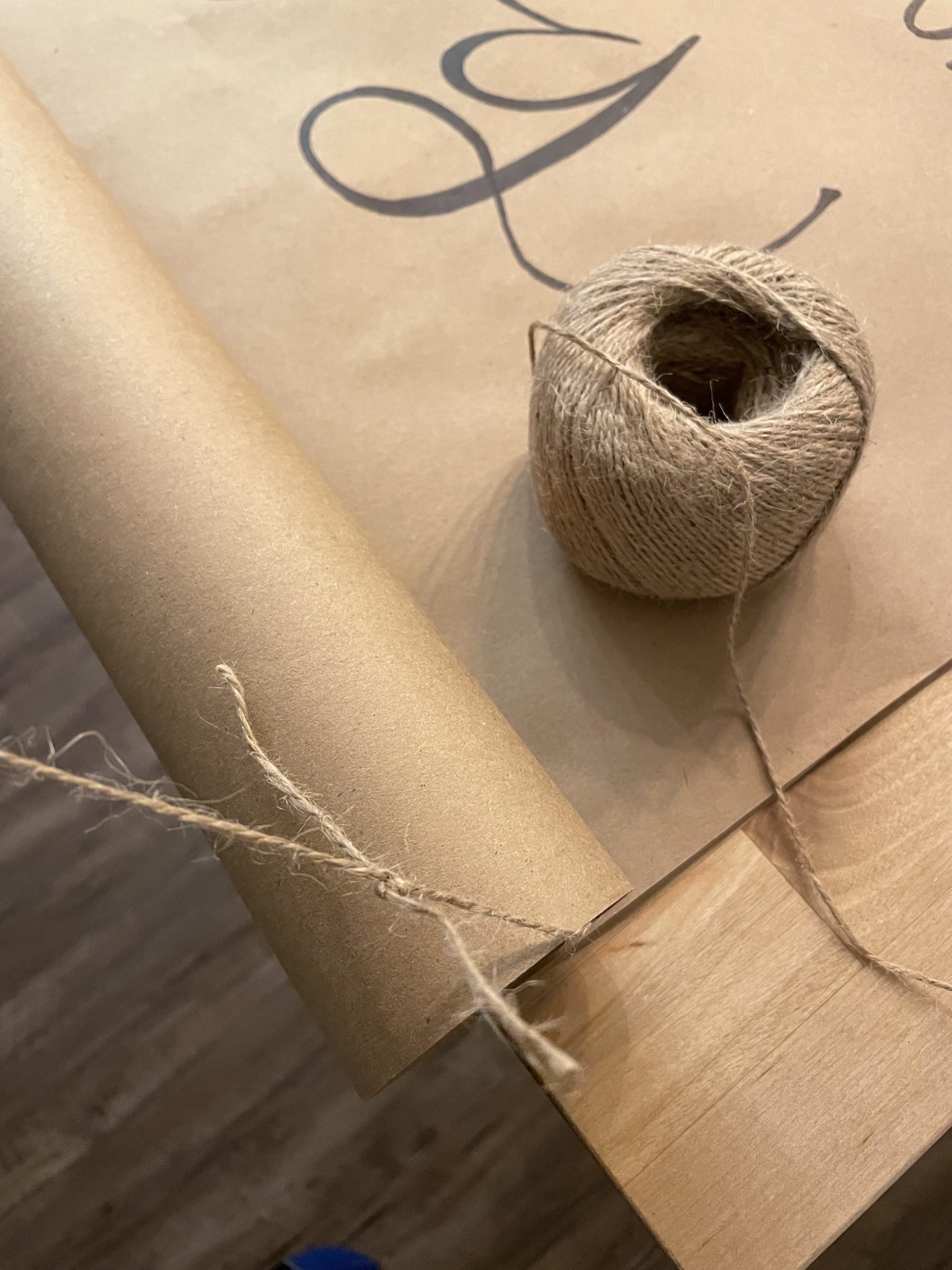 diy kraft paper scroll sign ReFabbed