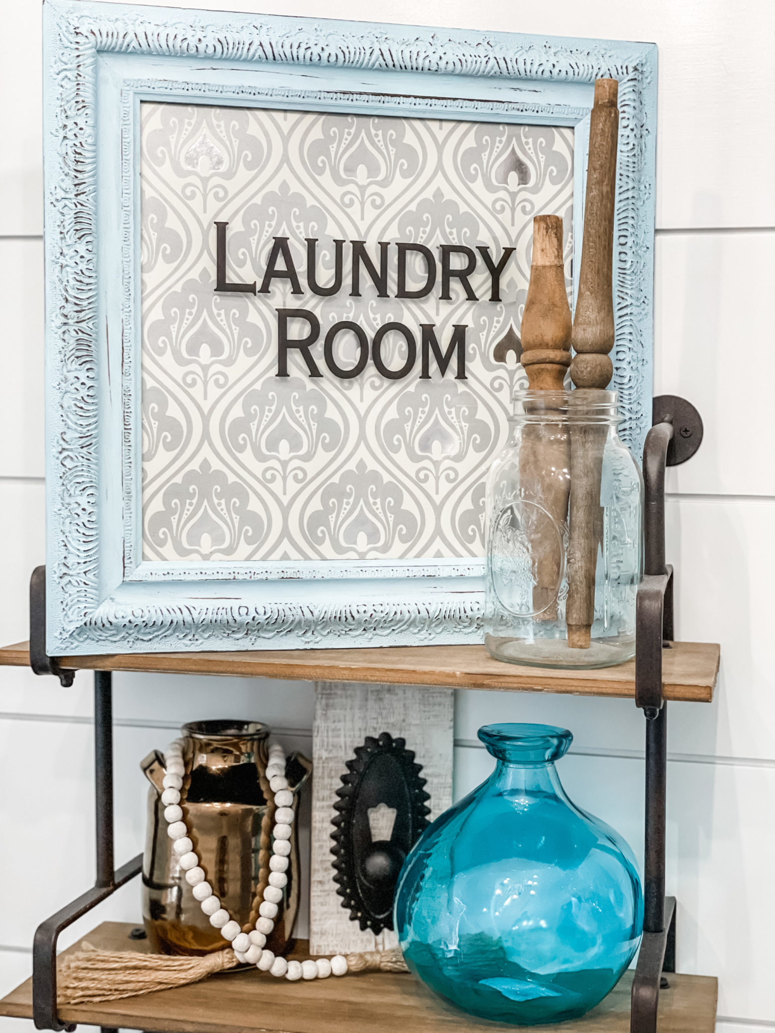 diy dollar tree laundry room sign - Re-Fabbed