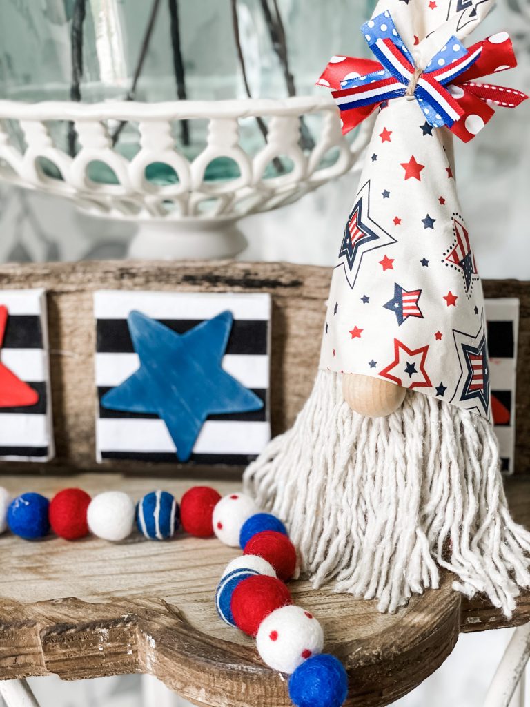 how to make a patriotic gnome