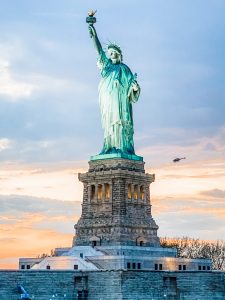 3 day trip travel guide to new york city - harbor lights cruise