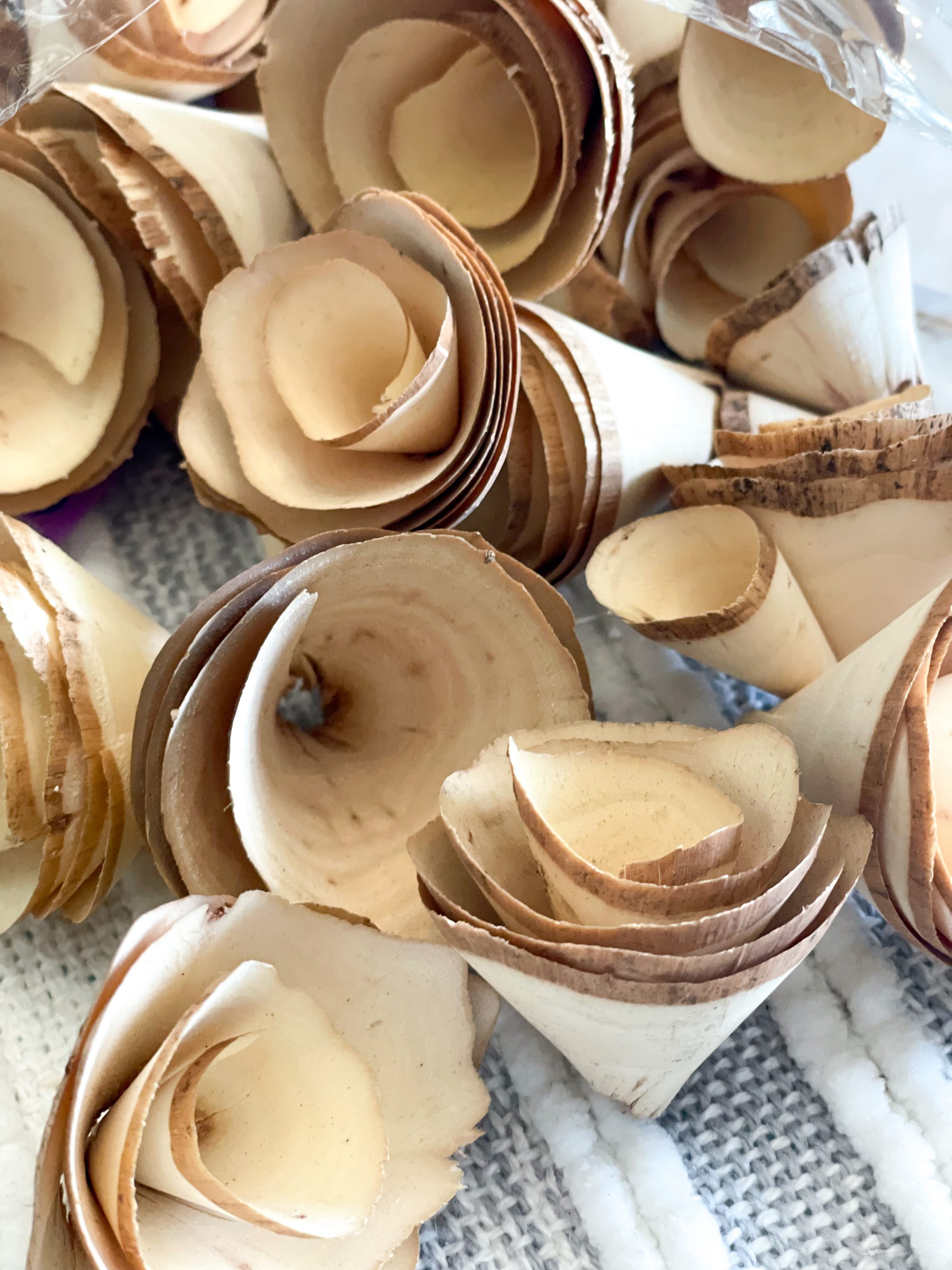 diy wooden rose bouquet ReFabbed