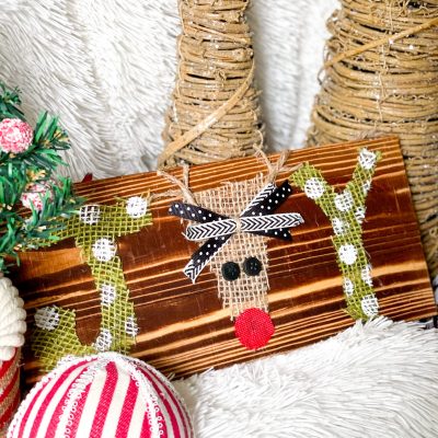 diy burlap joy reindeer sign