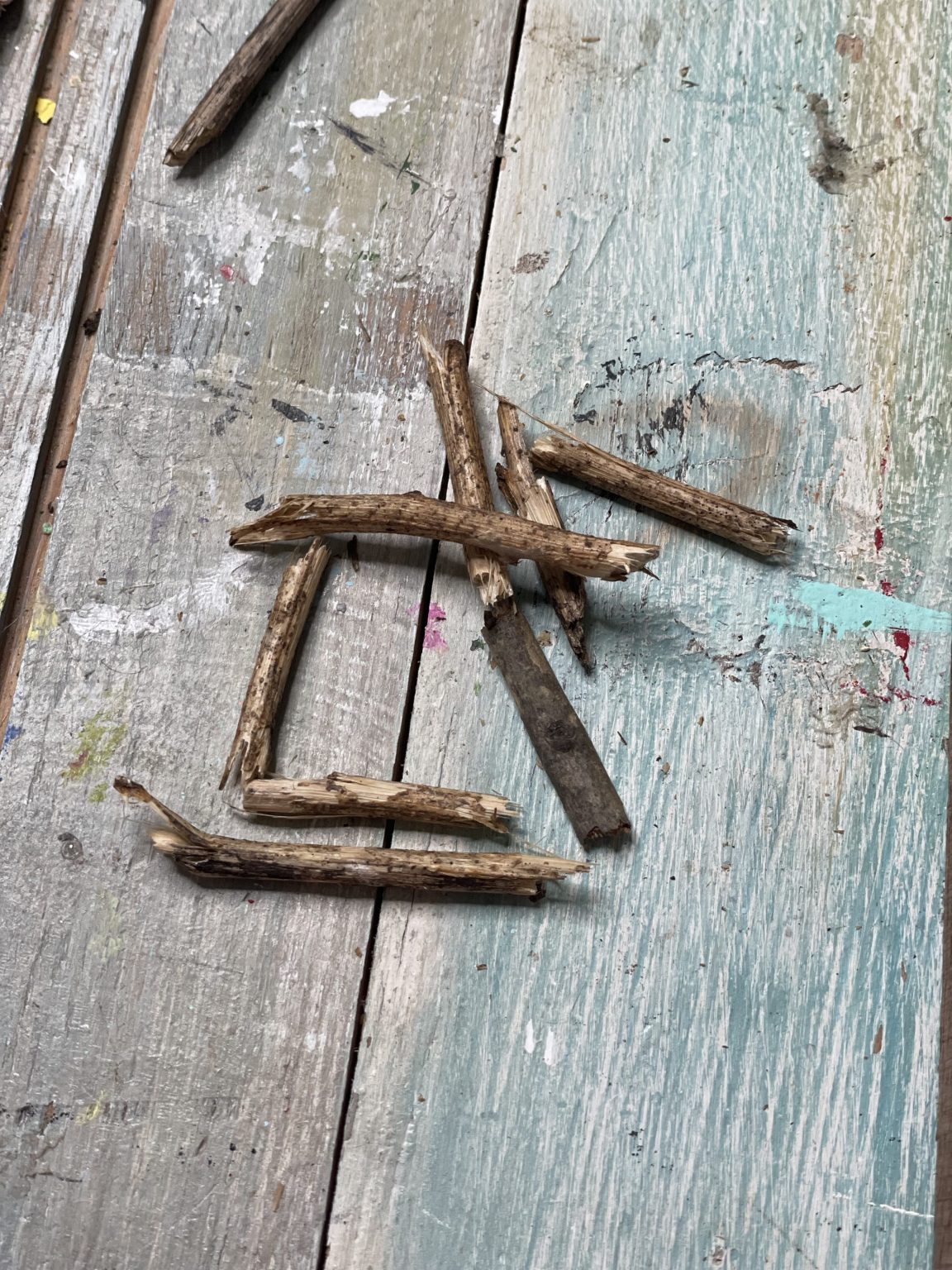 diy wood block reindeer ReFabbed