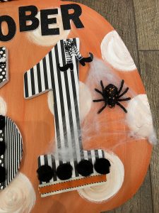 close up of the diy october 31 halloween sign