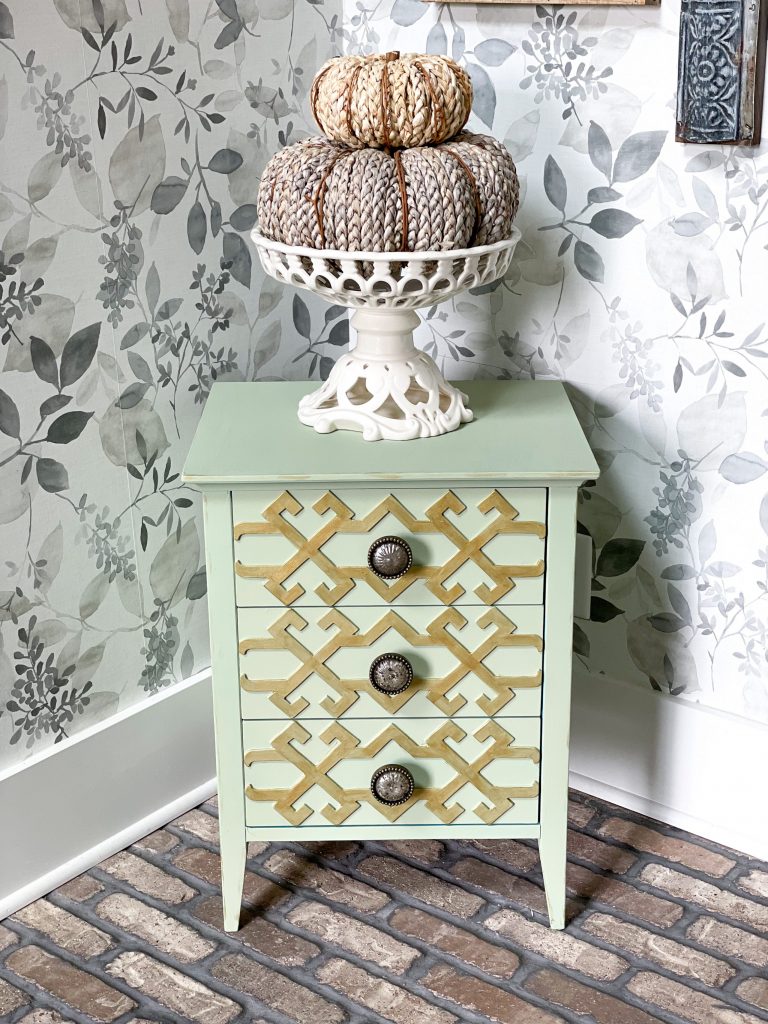 finished product of the cheap and easy side table makeover using chalk paint