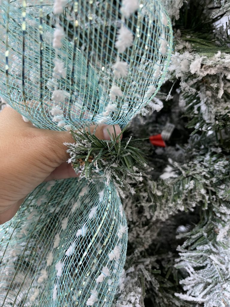 deco mesh on christmas tree