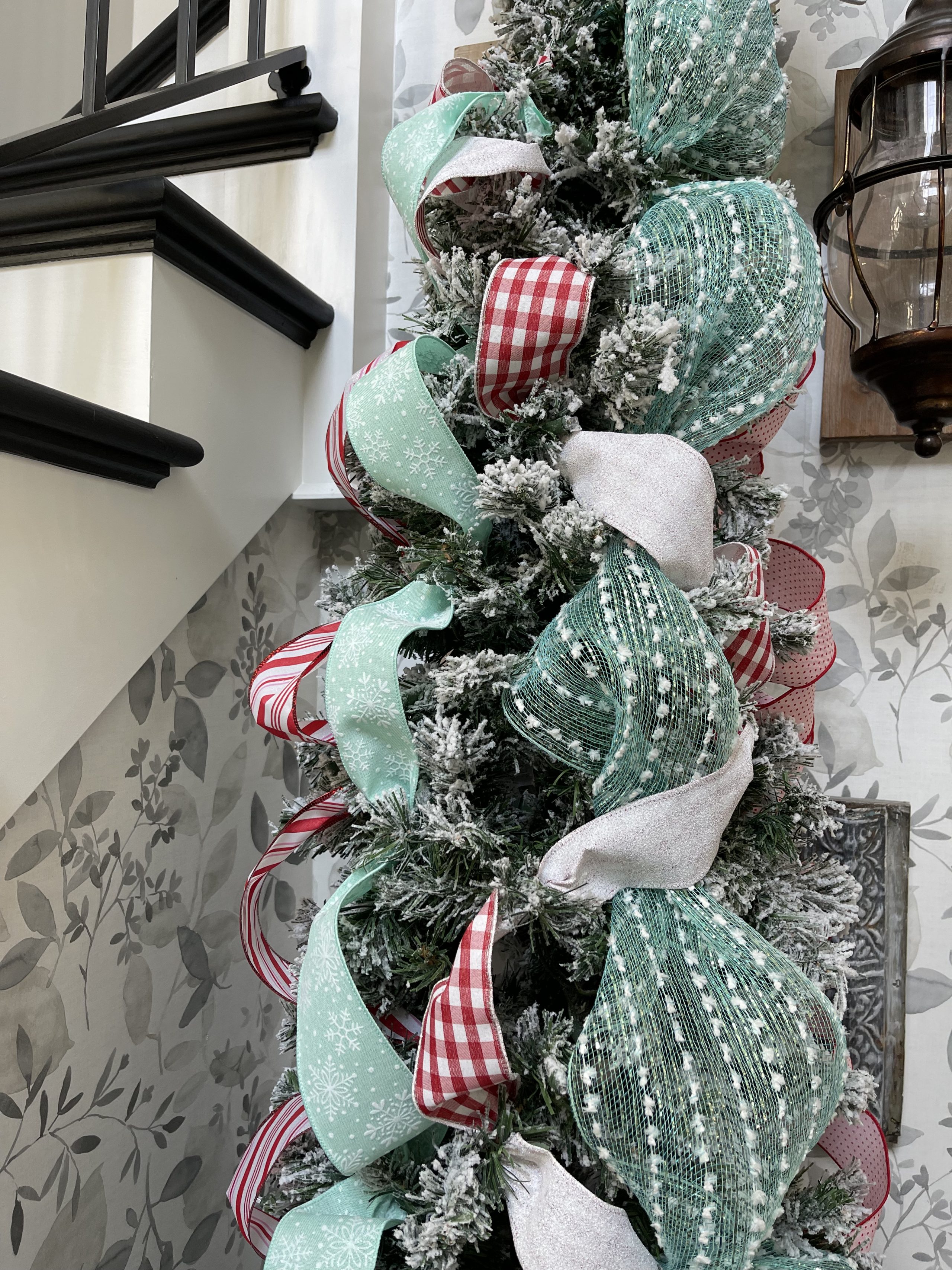 How to make a reverse canvas Christmas ribbon tree - Re-Fabbed