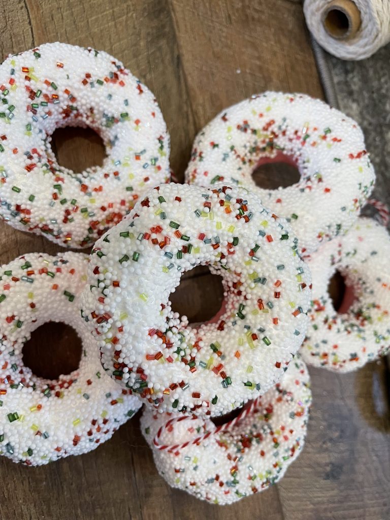 donut garland