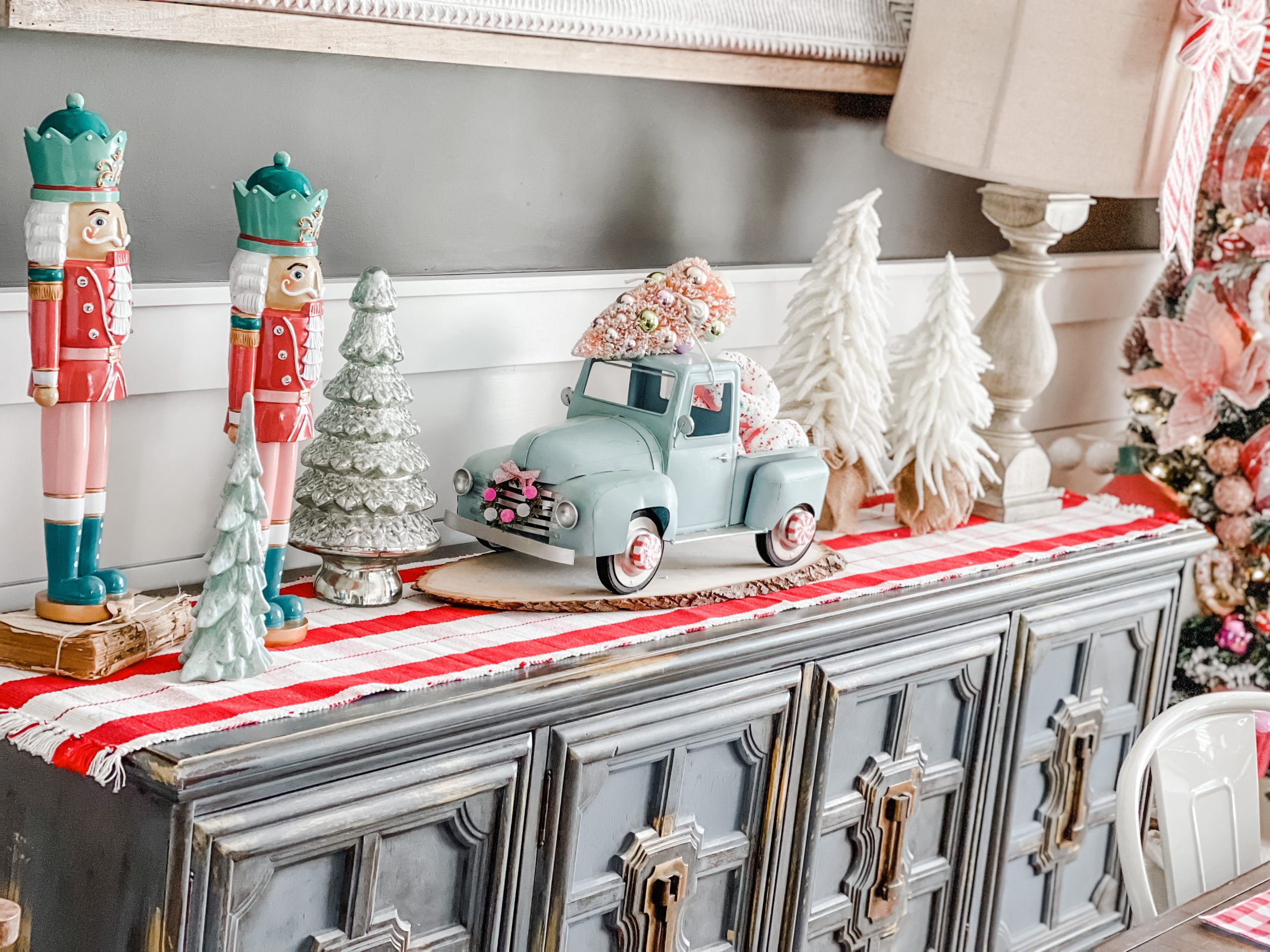 Candyland Christmas dining room - Re-Fabbed