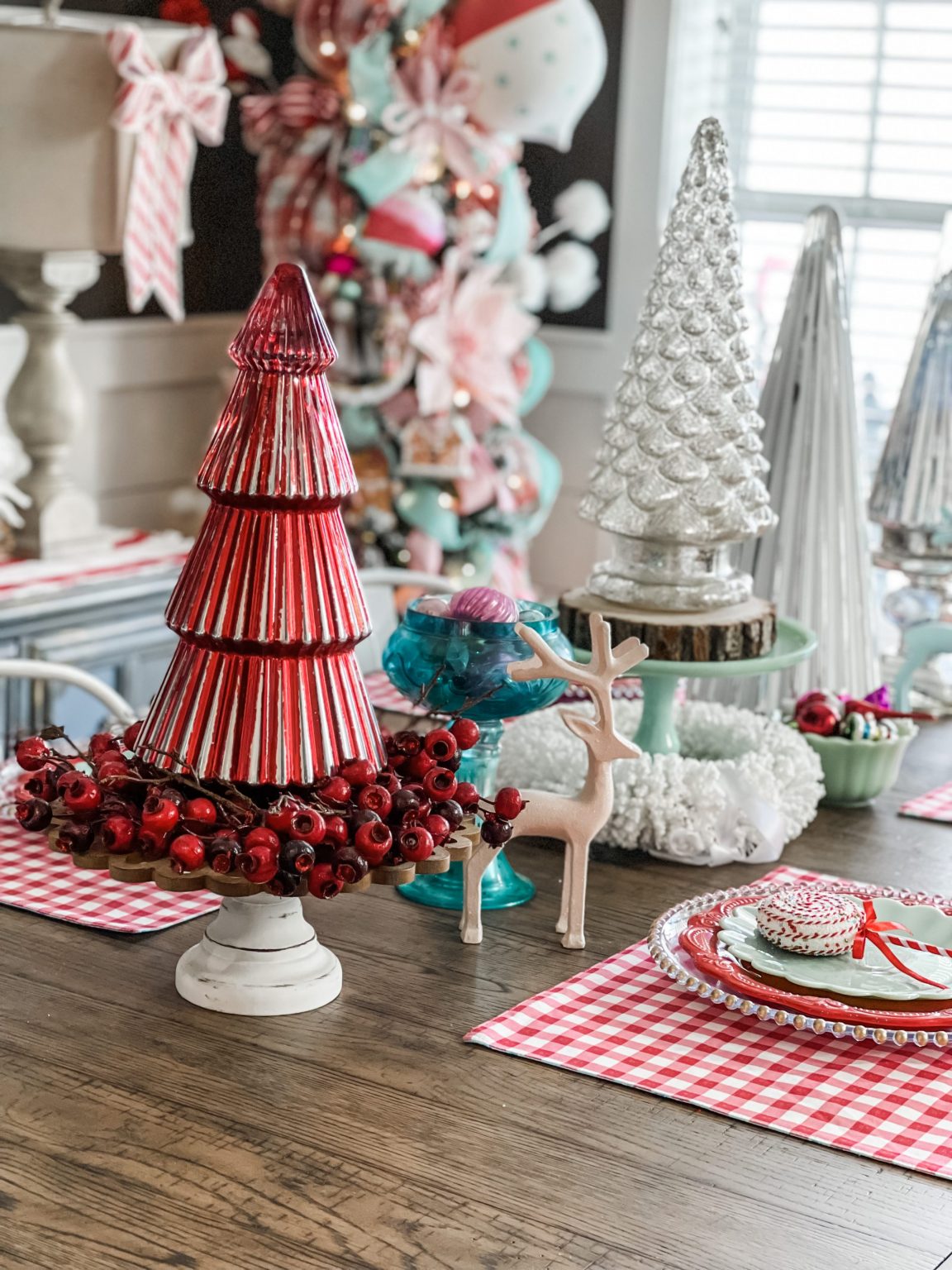 Decorating A Dining Room Table For Christmas