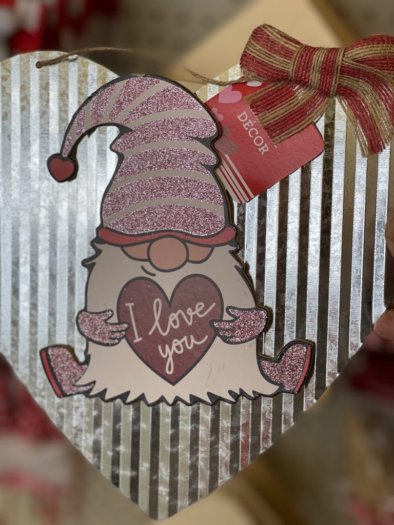 dollar tree valentine decor