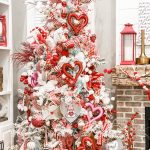 how to transition from a christmas tree to a valentine tree