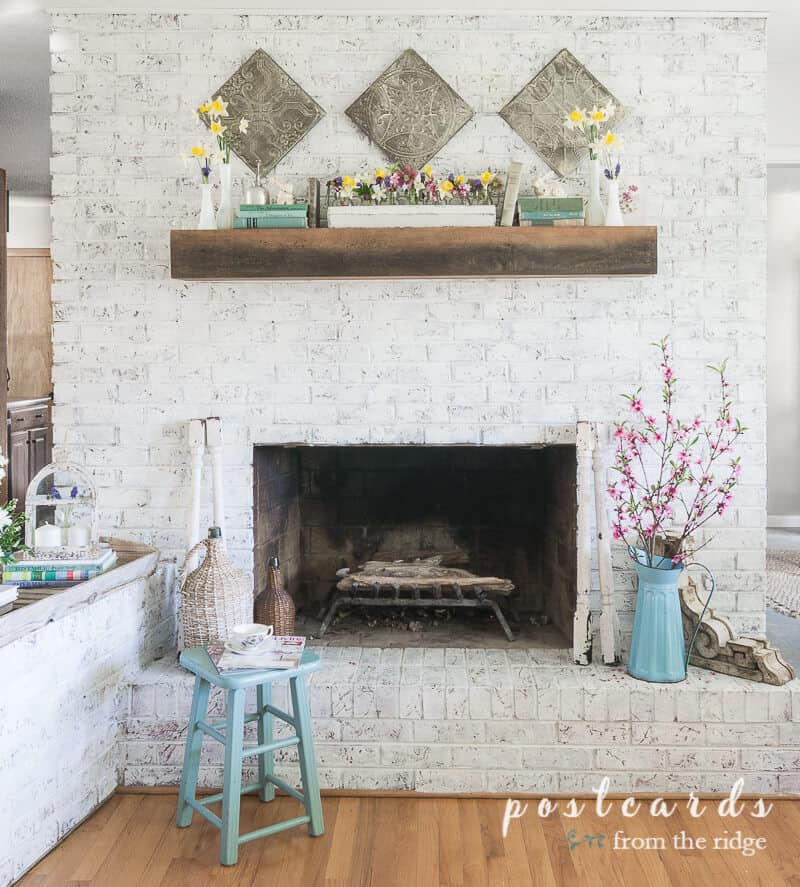 Spring Mantel Decor Ideas