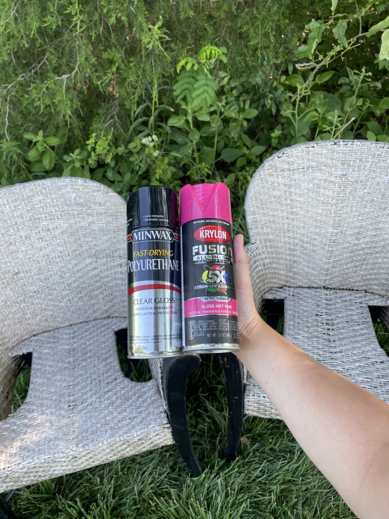 Outdoor chair makeover with spray paint - Re-Fabbed